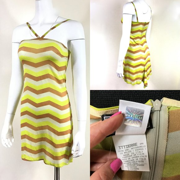 New Auc Rare Versace Silk Chevron Summer dress
